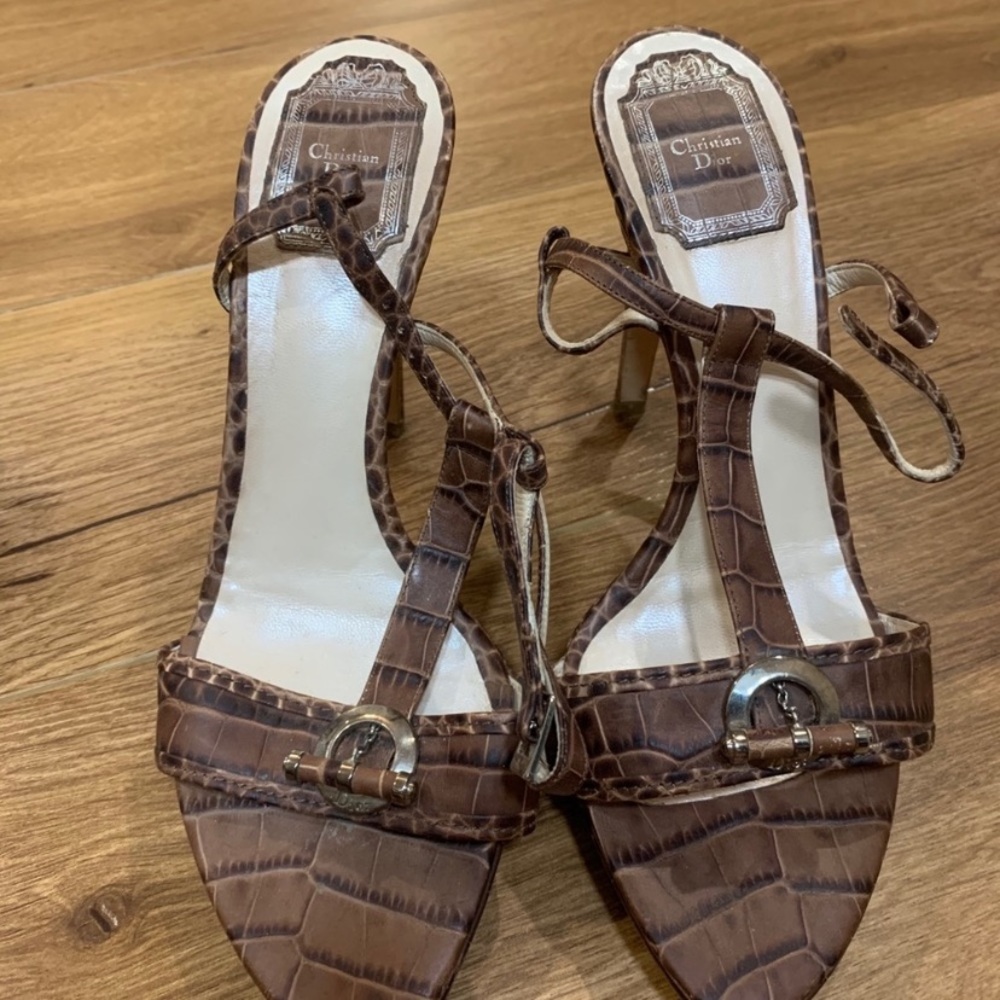 Christian Dior heels - Picture 4 of 7
